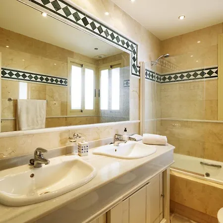 Apartment Luxury Apartment, Fuente Aloha Nueva Andalucia